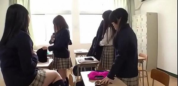 ZEX-370 透明人間になったボクの女子校チン入ビデオ！！